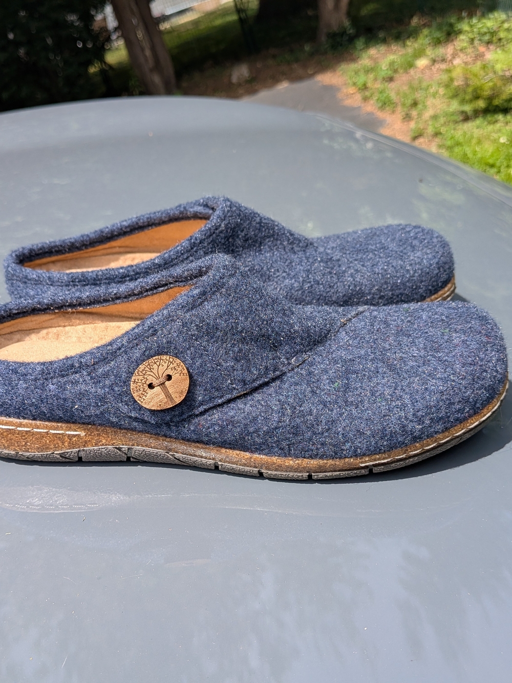 Earth Ezra Navy Boiled Wool Slip-On Clogs Mules Boho Shabby Chic Comfort Size 9 - Picture 2 of 7